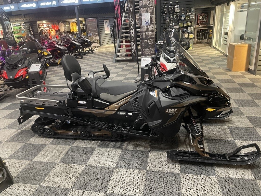 32933 0